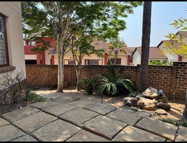 3 BEDROOM APARTMENT FOR SALE IN NORTH RIDING